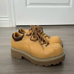 Vintage Style Tan Brown Platform Lace Up Boots Shoes Contrast Stitching